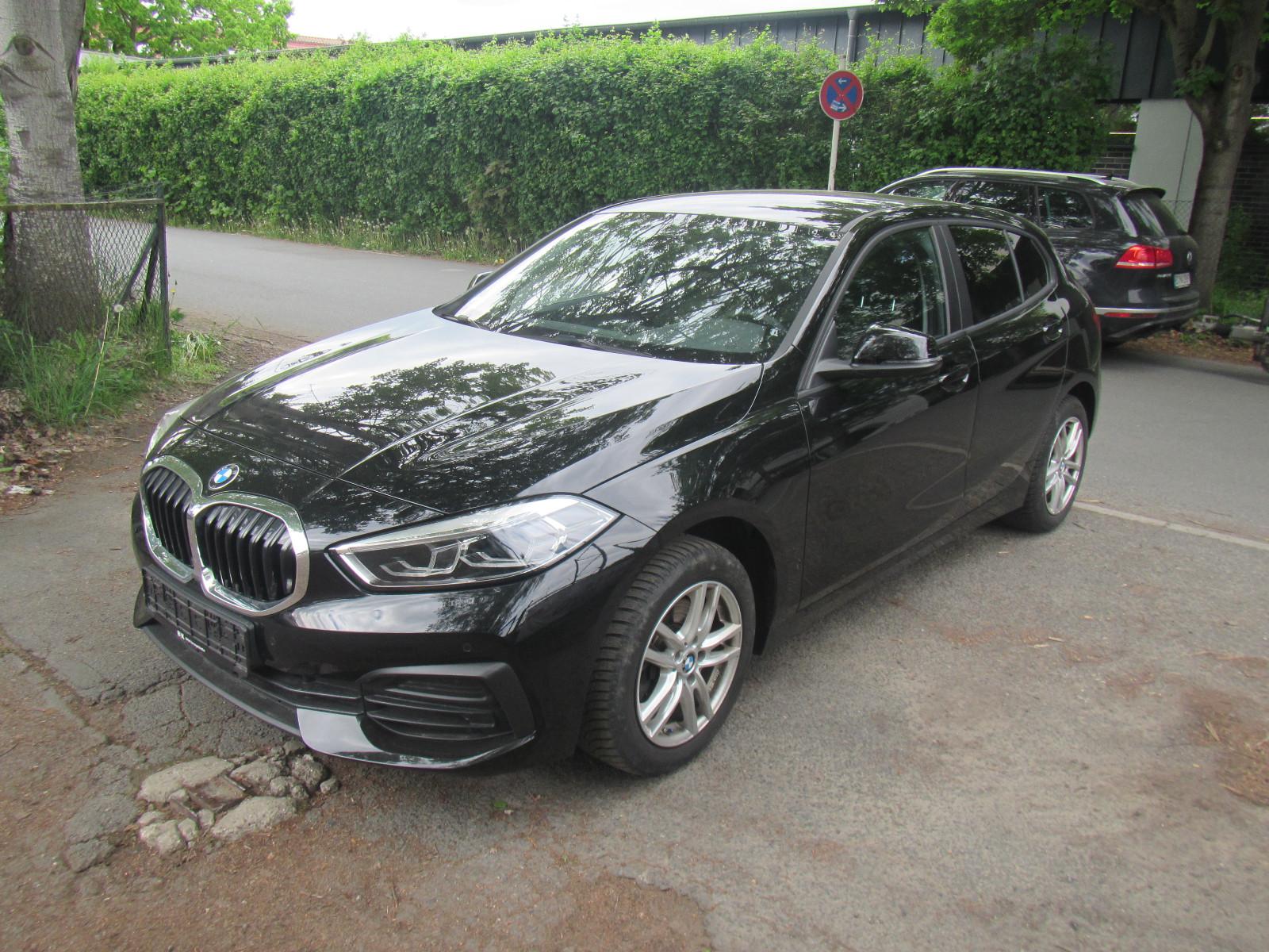 BMW 118 1 Lim. Advantage 1,5 Navi PDC LED fährt F40