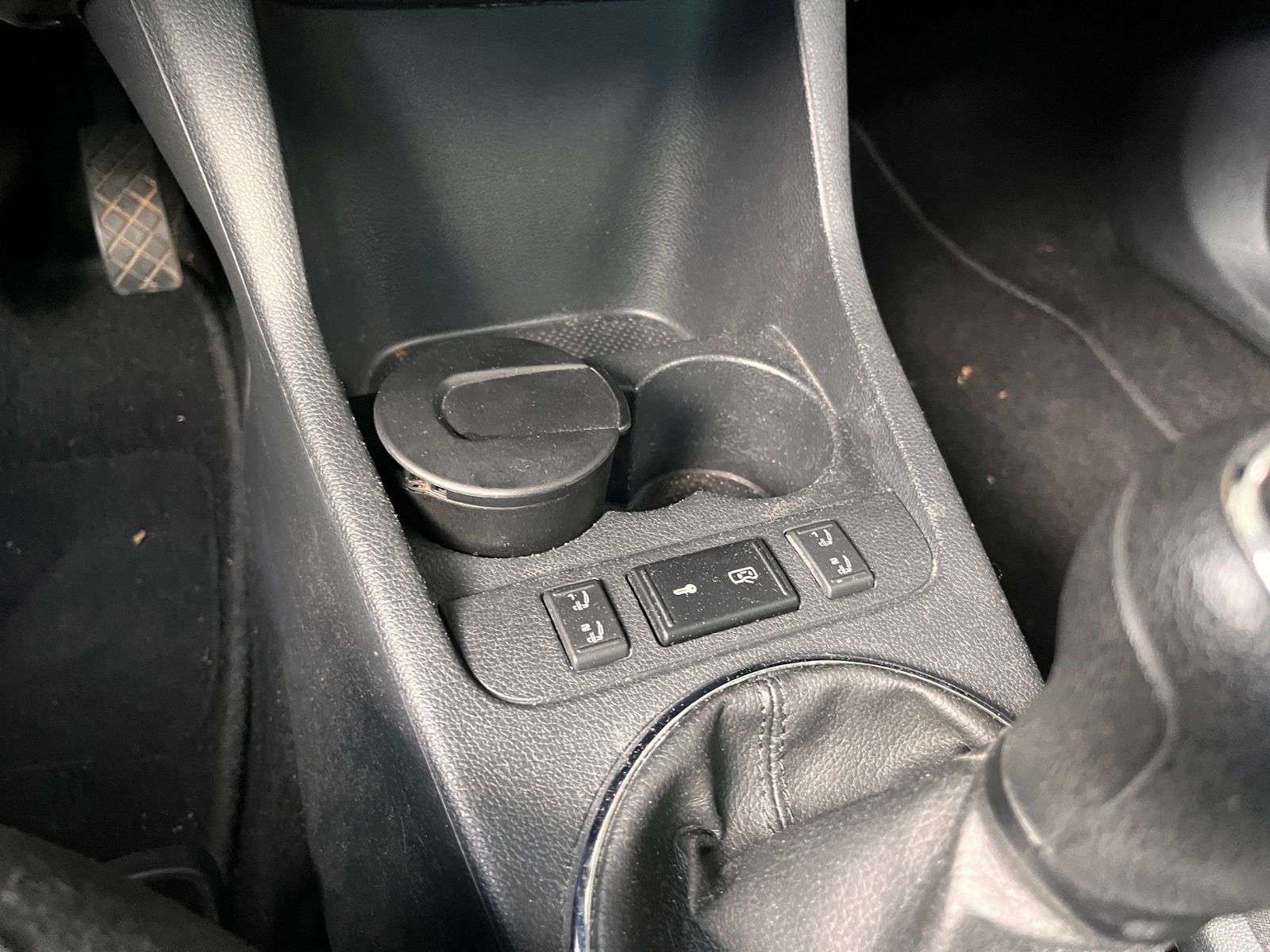 Fahrzeugabbildung SKODA Fabia TSI Fresh SHZ KLIMA ALU