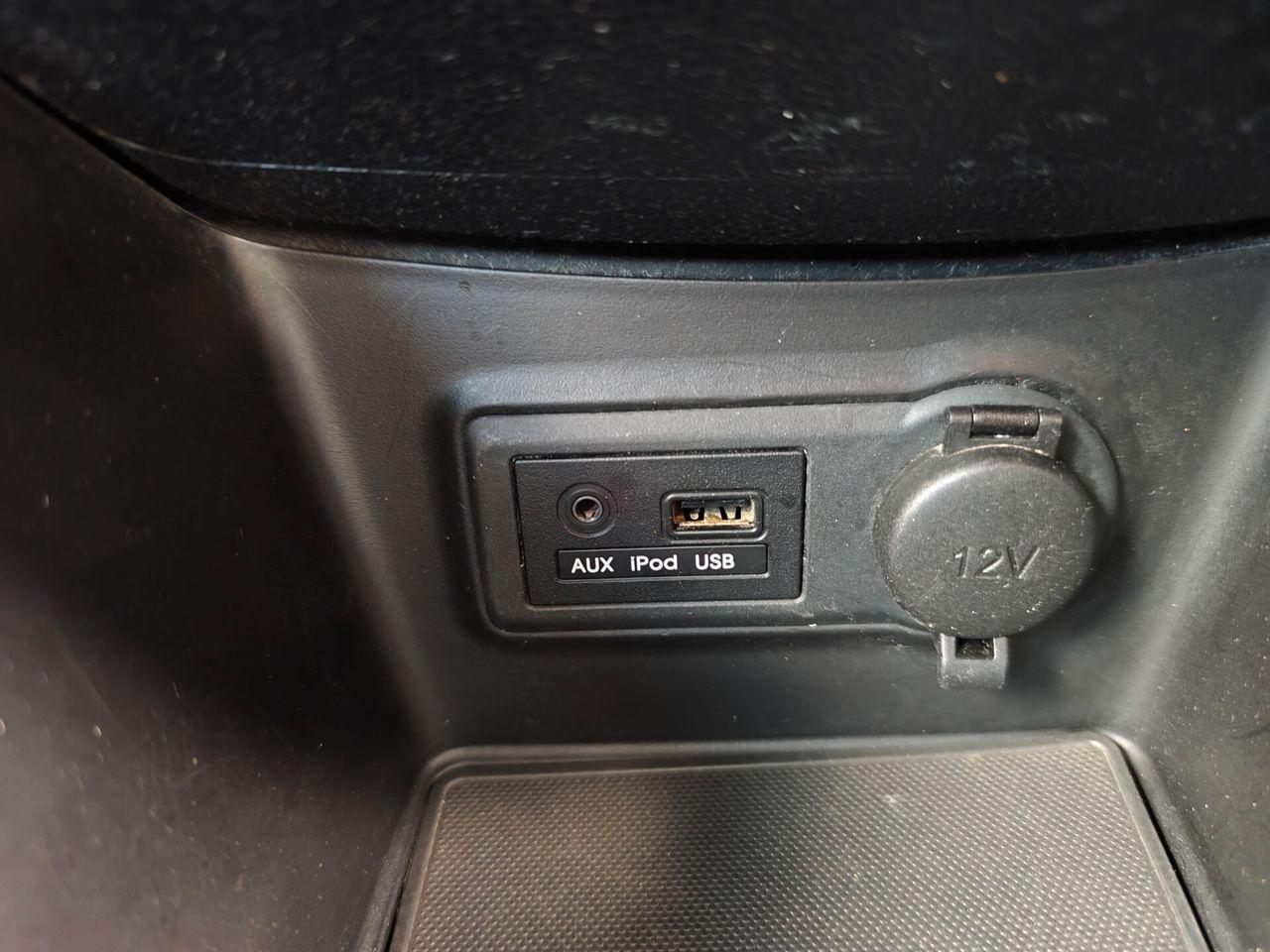 Hyundai ix20 2011 — photo 10
