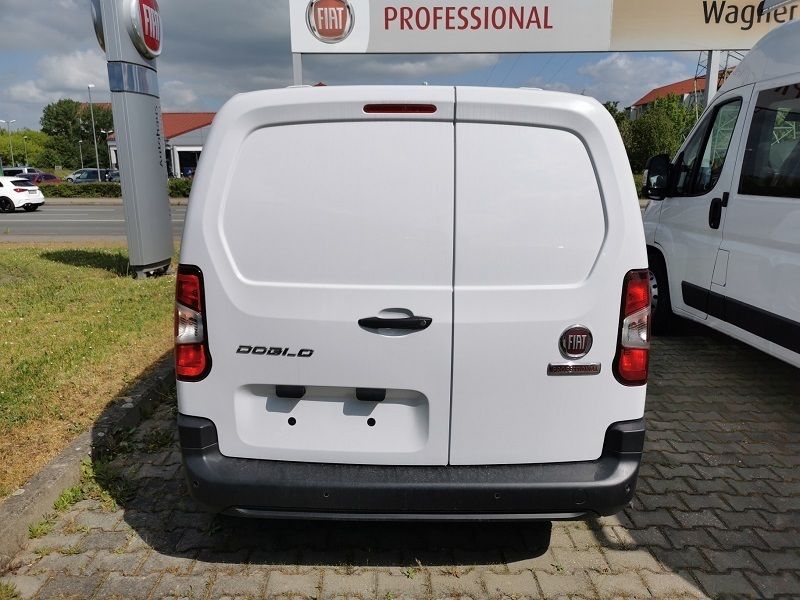 Fahrzeugabbildung Fiat Doblo KaWa L1 1.2 Puretech
