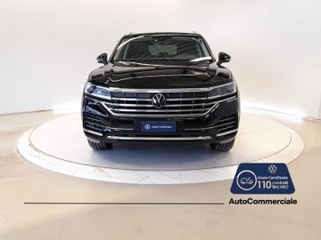 Volkswagen Touareg - 2