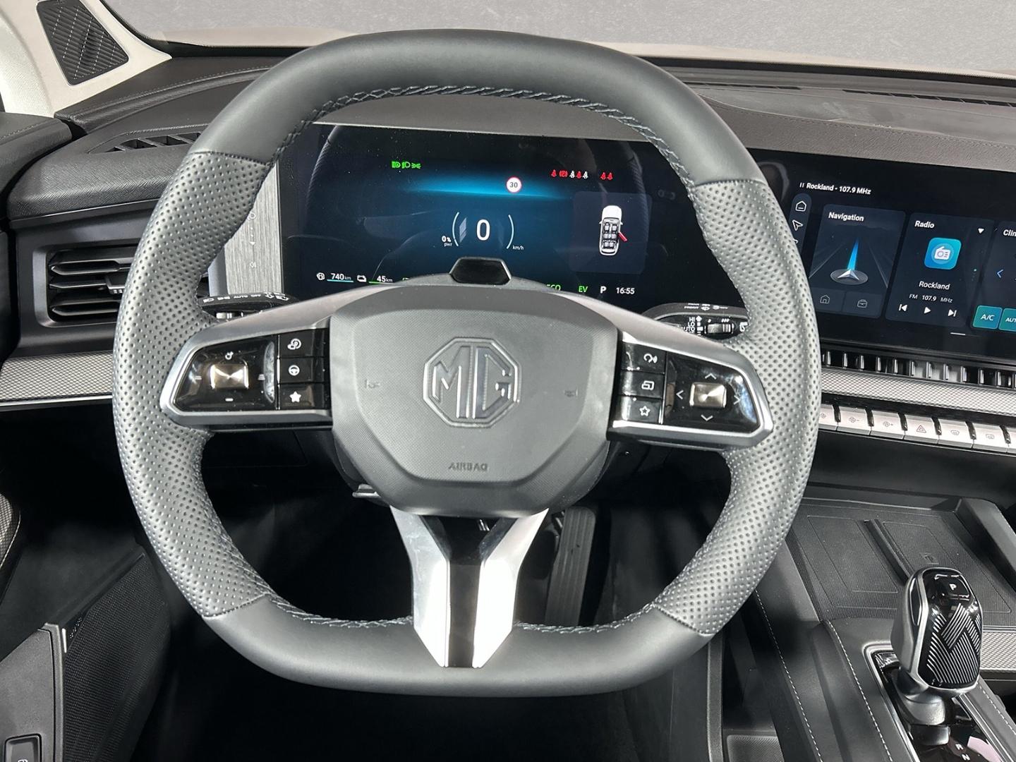 MG S9 PHEV Premium 7-Sitzer * Pano * Massagesitze *