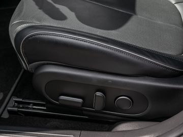 Hyundai Ioniq 5 Uniq Elektro 4WD Autobahnassistent