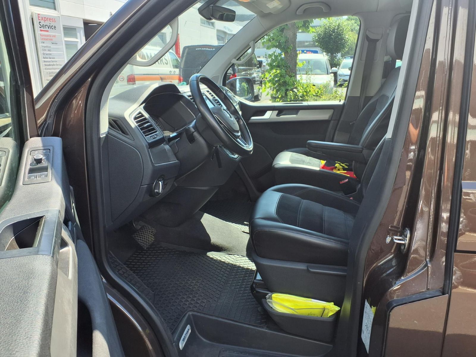 Volkswagen T6 Multivan 2.0 TDI DSG Comfortline Navi Stand foto 3