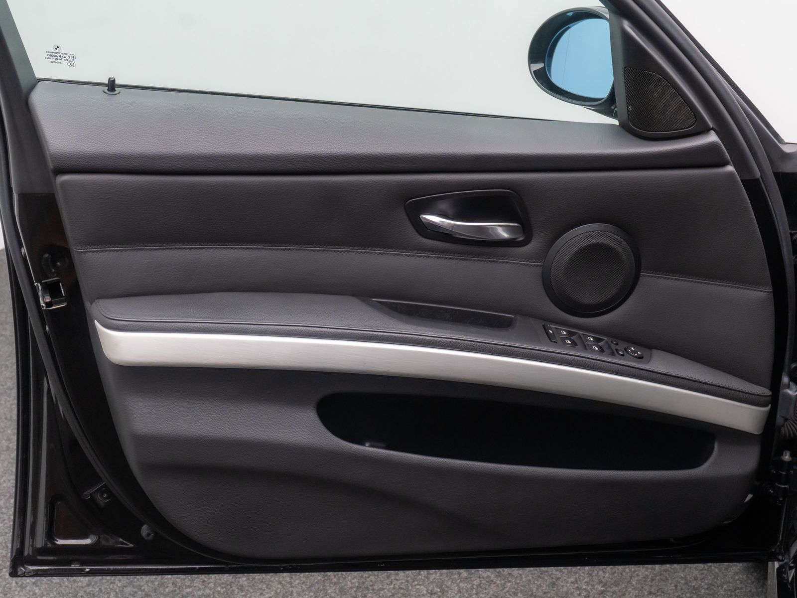 Fahrzeugabbildung BMW 335i M Sport NaviProf Xenon GSD HiFi TV Komfort