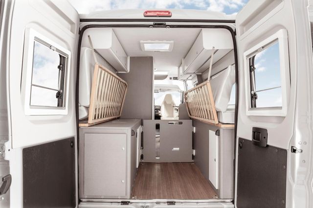 Etrusco CV 640 SB+ 140 PS AT | Complete Selection