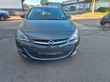 Opel Astra 2.2 DTI Sports Tourer - Opel Astra: Dti