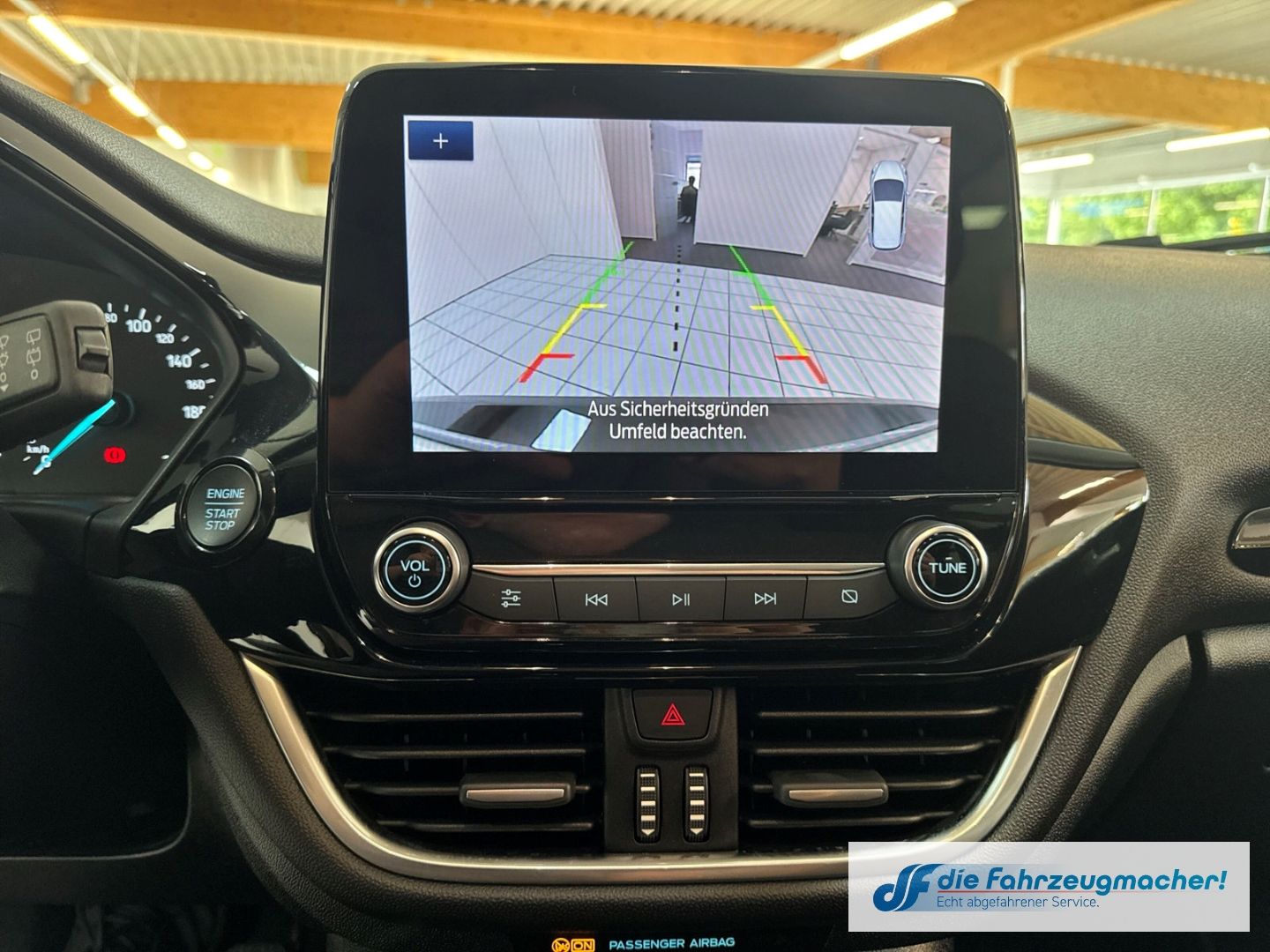 Fahrzeugabbildung Ford Fiesta Titanium X Navi LED Blendfreies Fernl. Ku