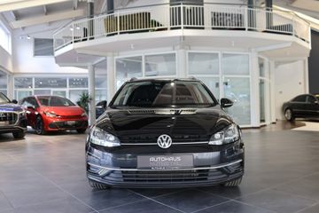 Volkswagen Golf - 2