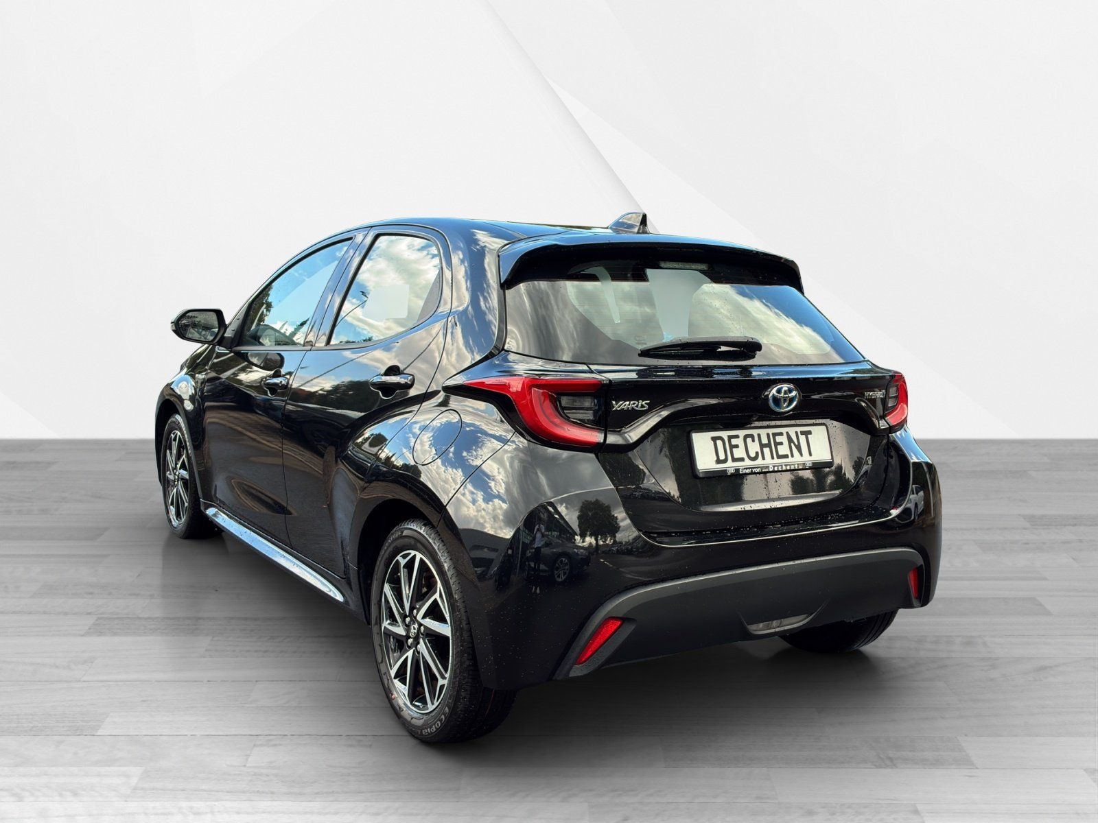 Fahrzeugabbildung Toyota Yaris 1.5 Dual-VVT-iE Hybrid Club Kamera,LED,LM