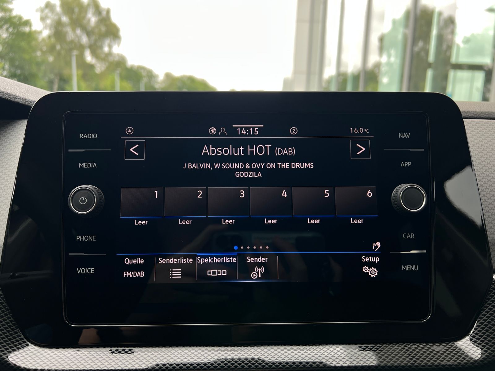 Fahrzeugabbildung Volkswagen T-Cross Life 1.0 TSI DSG *AHK,IQ-Light,ACC,Kamer