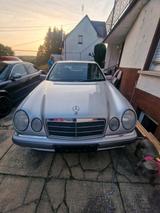 Mercedes-Benz Mercedes Benz E 240 - gebrauchte Mercedes-Benz E 240 aus dem Jahr 1998