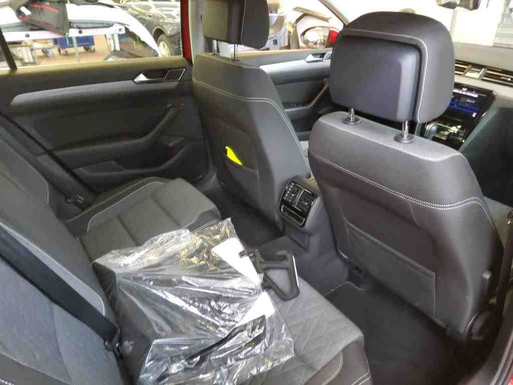 Volkswagen Passat Variant - Bild 7