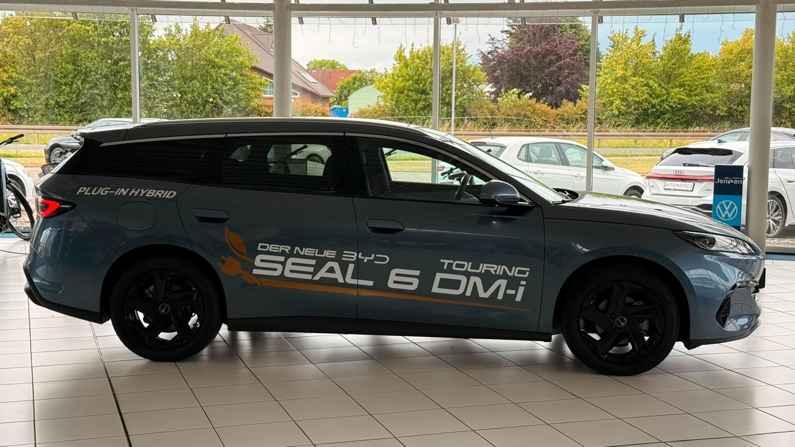 BYD SEAL