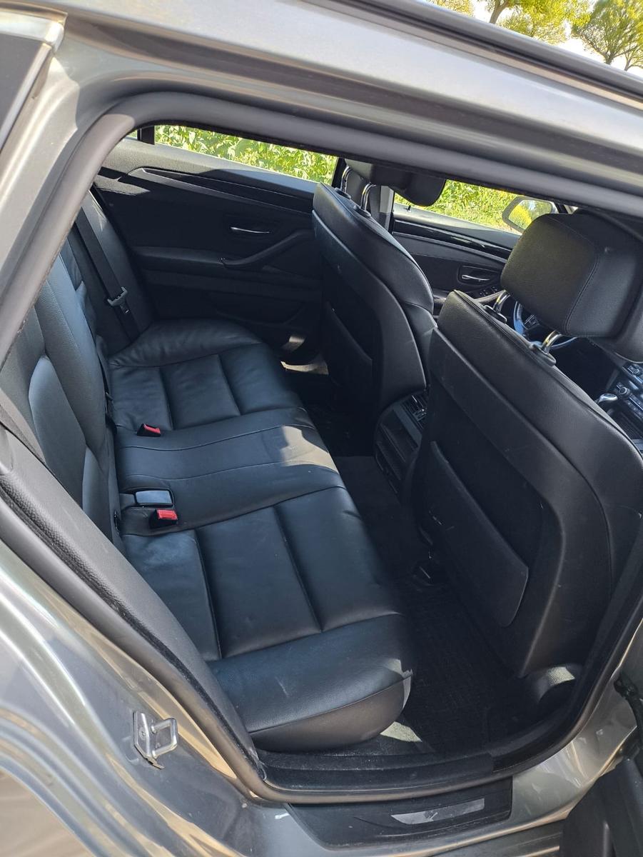 BMW 520 2010 — photo 12