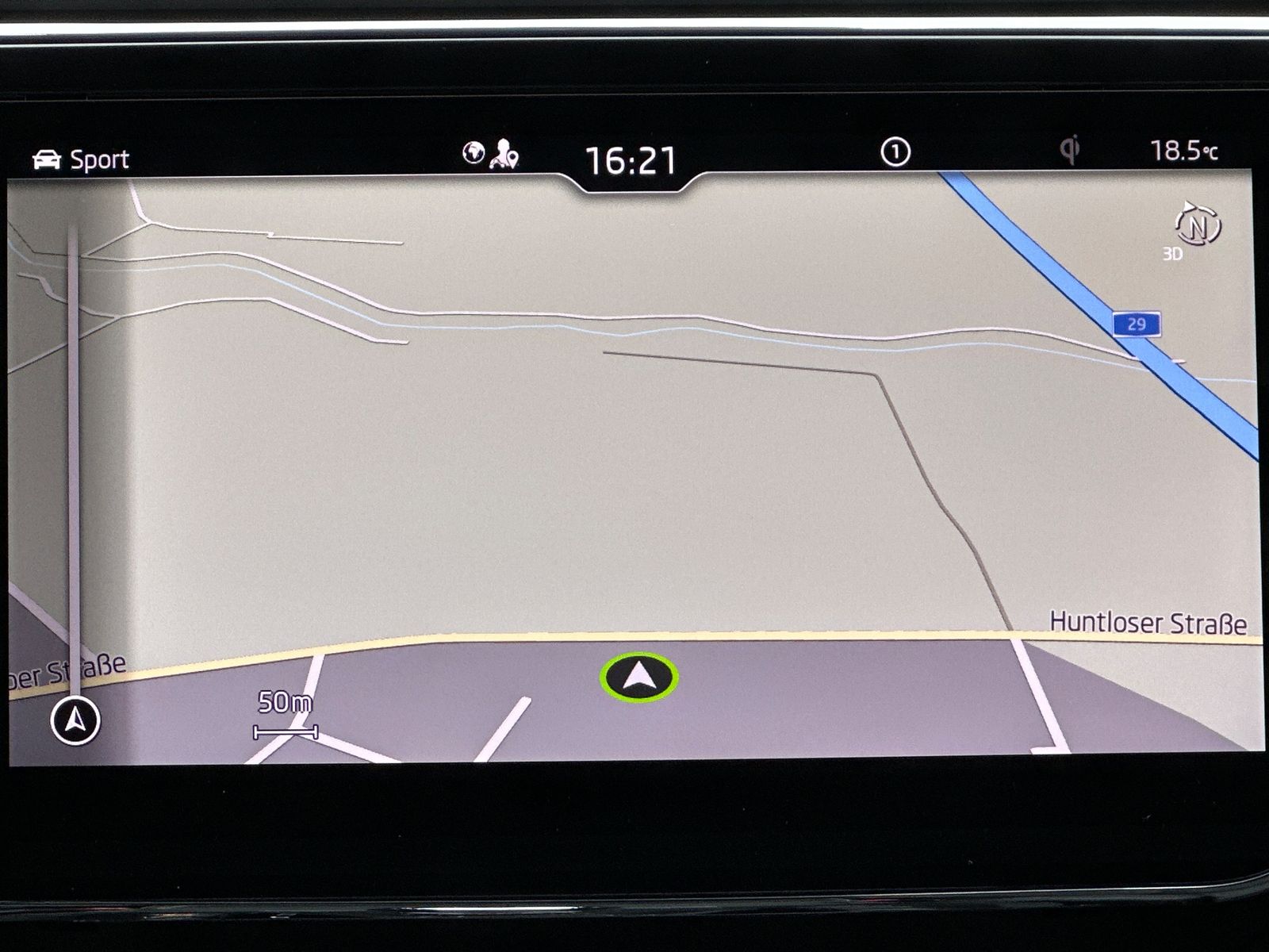 Fahrzeugabbildung SKODA Superb Combi 1.4 TSI iV DSG Sportline NAV+LED