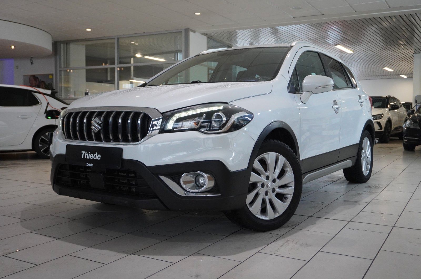 Fahrzeugabbildung Suzuki SX4 1.4 BOOSTERJET HYBRID NAVI/LED/SH/KAMERA/AHK