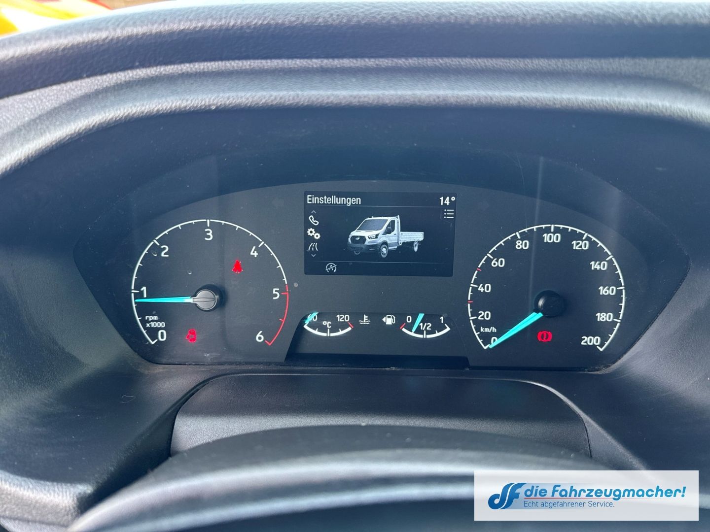 Fahrzeugabbildung Ford Transit Pritsche 350 L3 Doppelkabine Trend 2.0 T