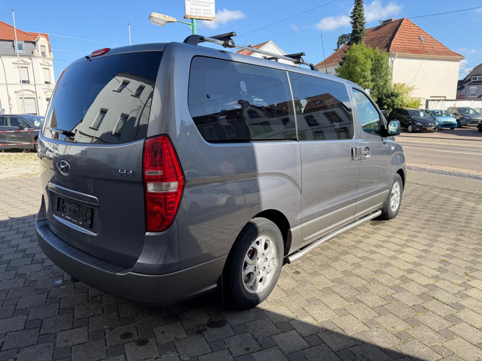 Hyundai H-1 Kasten 8 SITZER TUV 10/2026