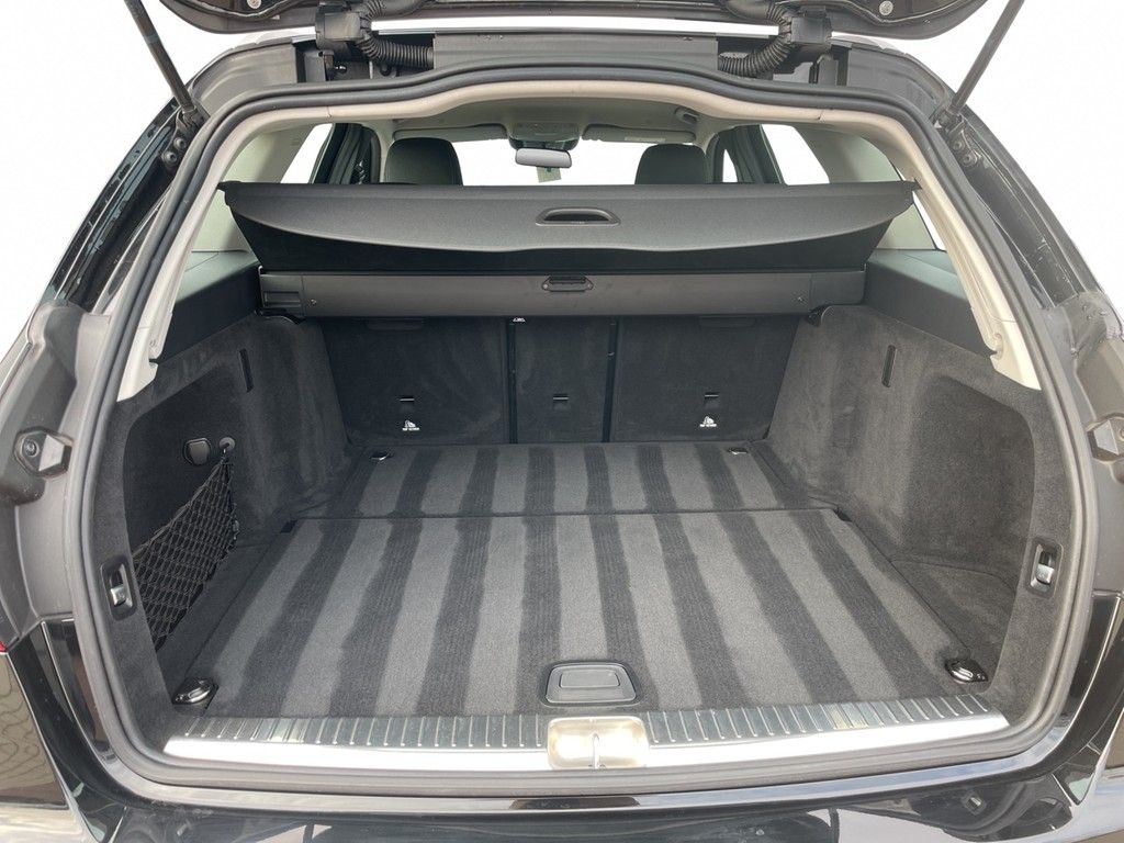 Mercedes-Benz C 200 - Bild 10