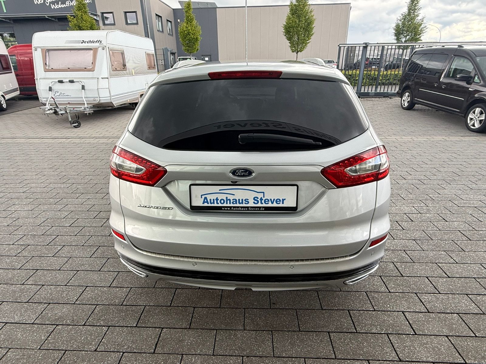 Fahrzeugabbildung Ford Mondeo Turnier Titanium NAVI KLIMA LED PDC AHK