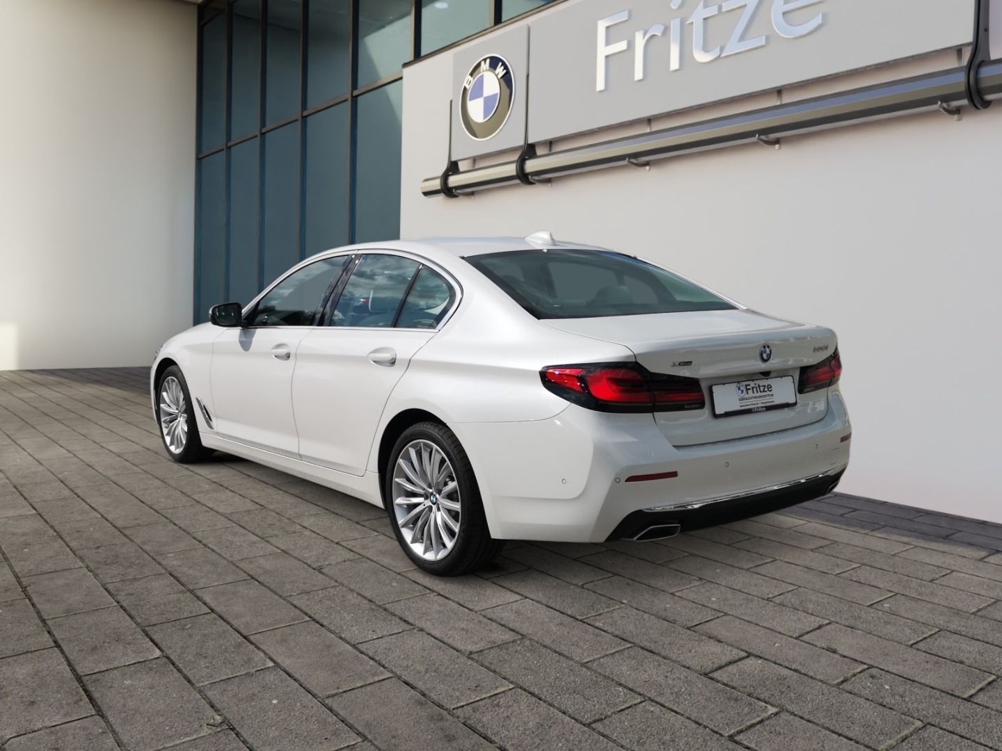 BMW 530 i xDr. Luxury Line LASER LEDER NAVI PDC SHZ foto 4