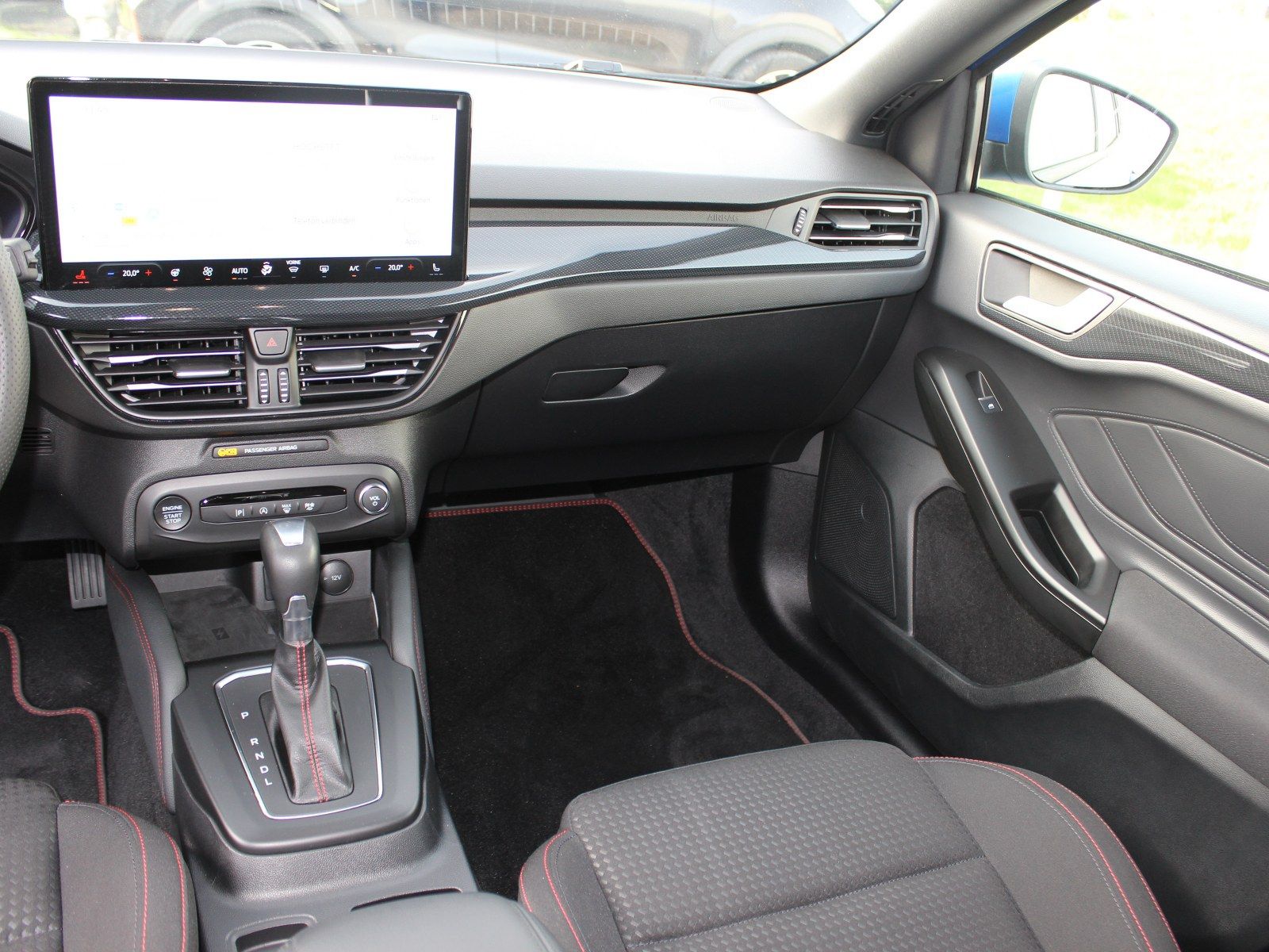 Fahrzeugabbildung Ford Focus ST-Line X 1,0 EcoBoost Mild-Hybrid