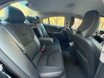 Volvo S60 - 11