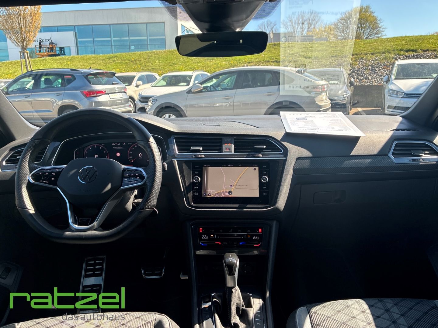Fahrzeugabbildung Volkswagen Tiguan Allspace 4Motion R-Line 2,0 TSI DSG Navi