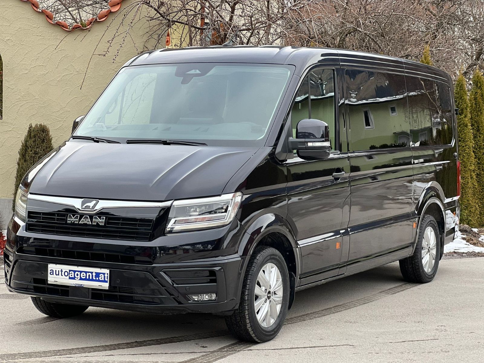 MAN TGE 4x4 VIP Edition 9 Sitze