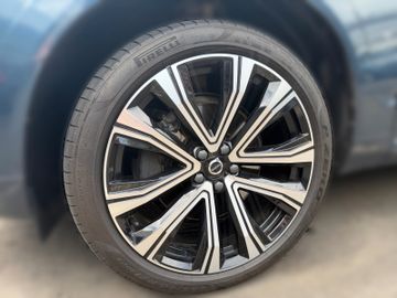 Volvo XC60 Ultimate Bright AWD*AHK*4C*