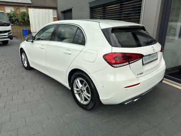 Bild 7 Mercedes-Benz A 180 Edition 19 Progressive Vollleder Kamera MB