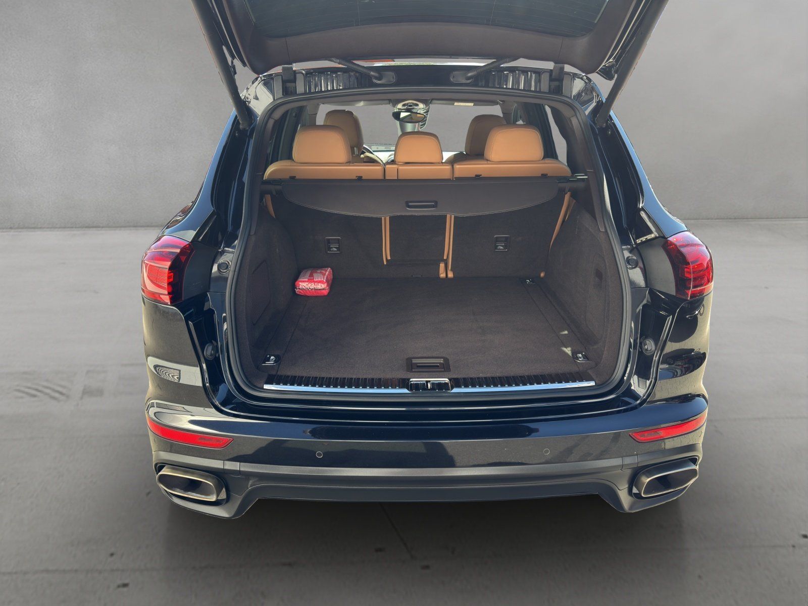 Fahrzeugabbildung Porsche Cayenne Diesel Platinum Edition/PDLS+/BOSE/STHZG