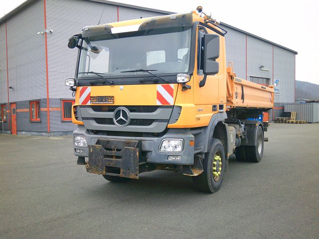 1841 LAK Actros 4x4 ATL mit Kipper-Aufbau