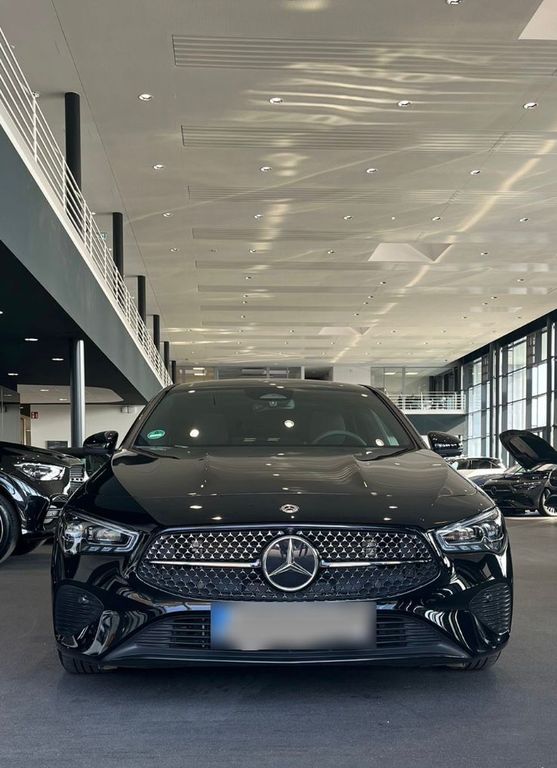 Image of Mercedes-Benz CLA 180 Shooting Brake