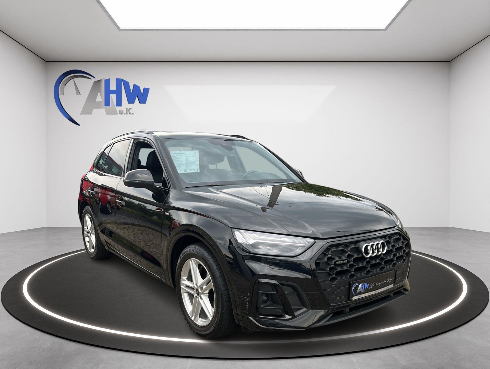 Fahrzeugabbildung Audi Q5 40 TDI quattro S-Line