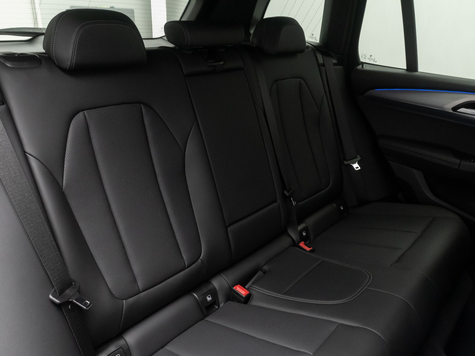 Fahrzeugabbildung BMW X3 xD30d M Sport Laser DAB Kamera HUD DisplayKey