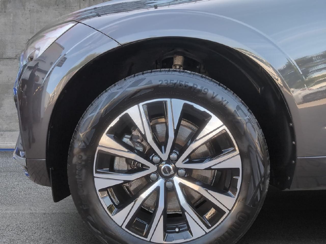 Fahrzeugabbildung Volvo XC60 B4 FWD Diesel Plus Bright