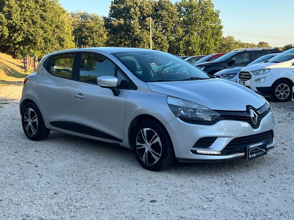 Image of Renault Clio
