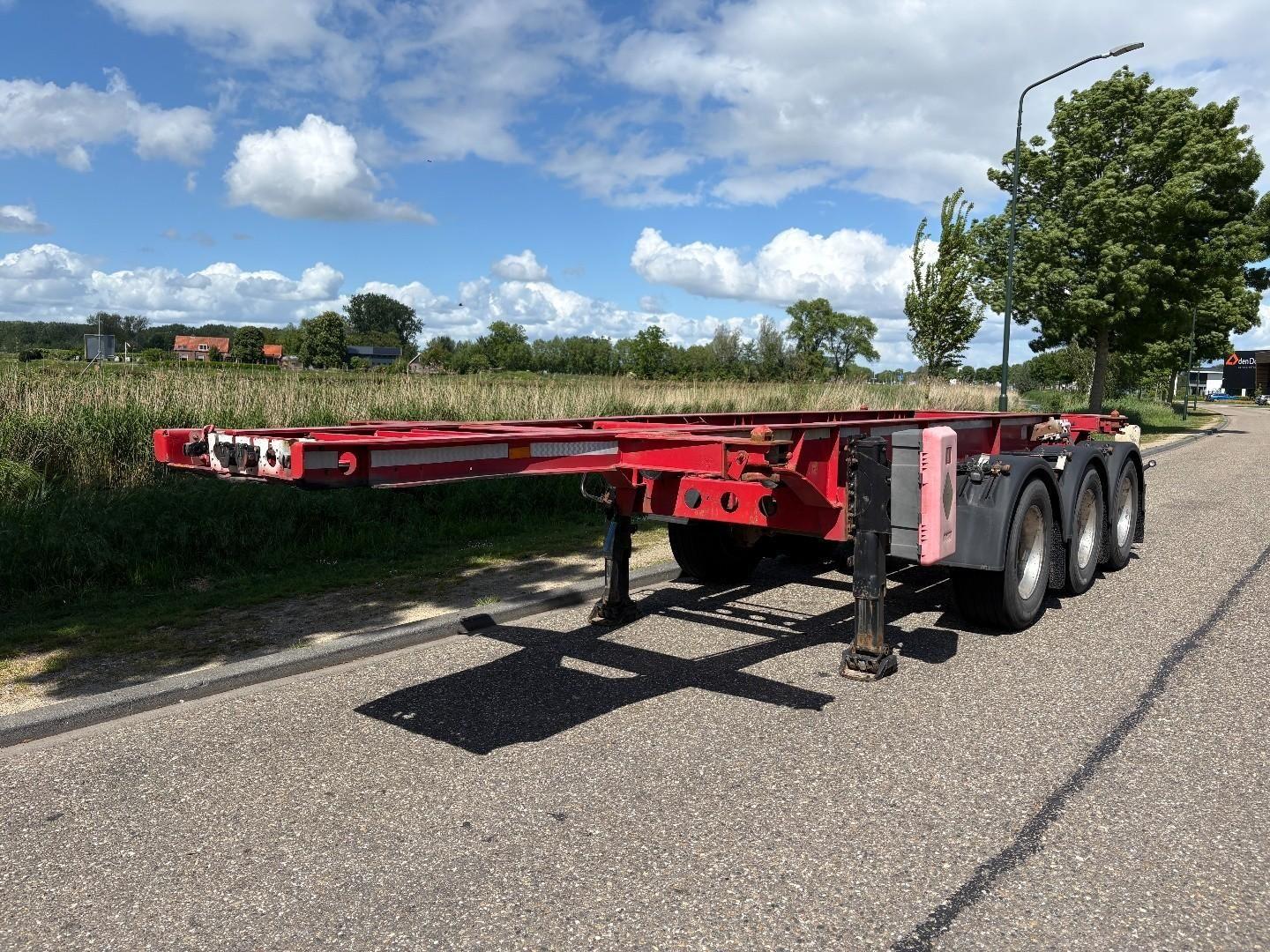 Schmitz Cargobull SCF24 20FT Chassis / Tank / ADR / BPW Axles / Di