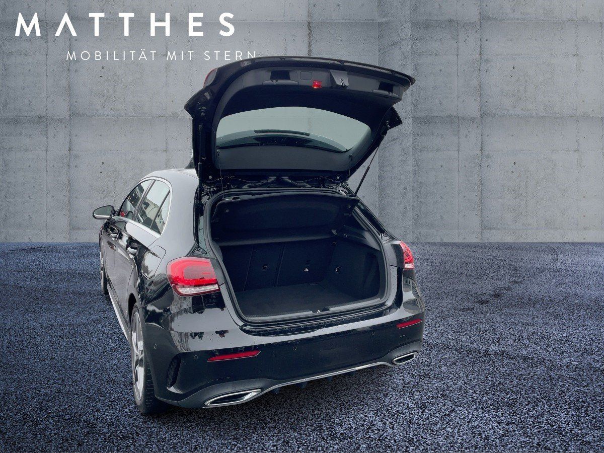 Fahrzeugabbildung Mercedes-Benz A 180 AMG/LED/Tempomat/Navi