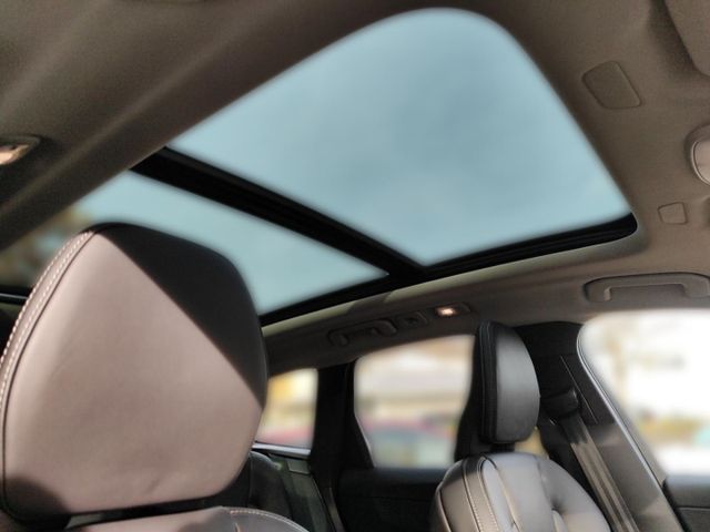 VOLVO XC 60 (Bild 25 von Array)