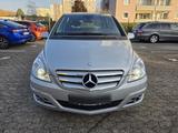 Mercedes-Benz 2009 B160 * Neu TÜV * Wenige Km - Mercedes-Benz B 160 von privat