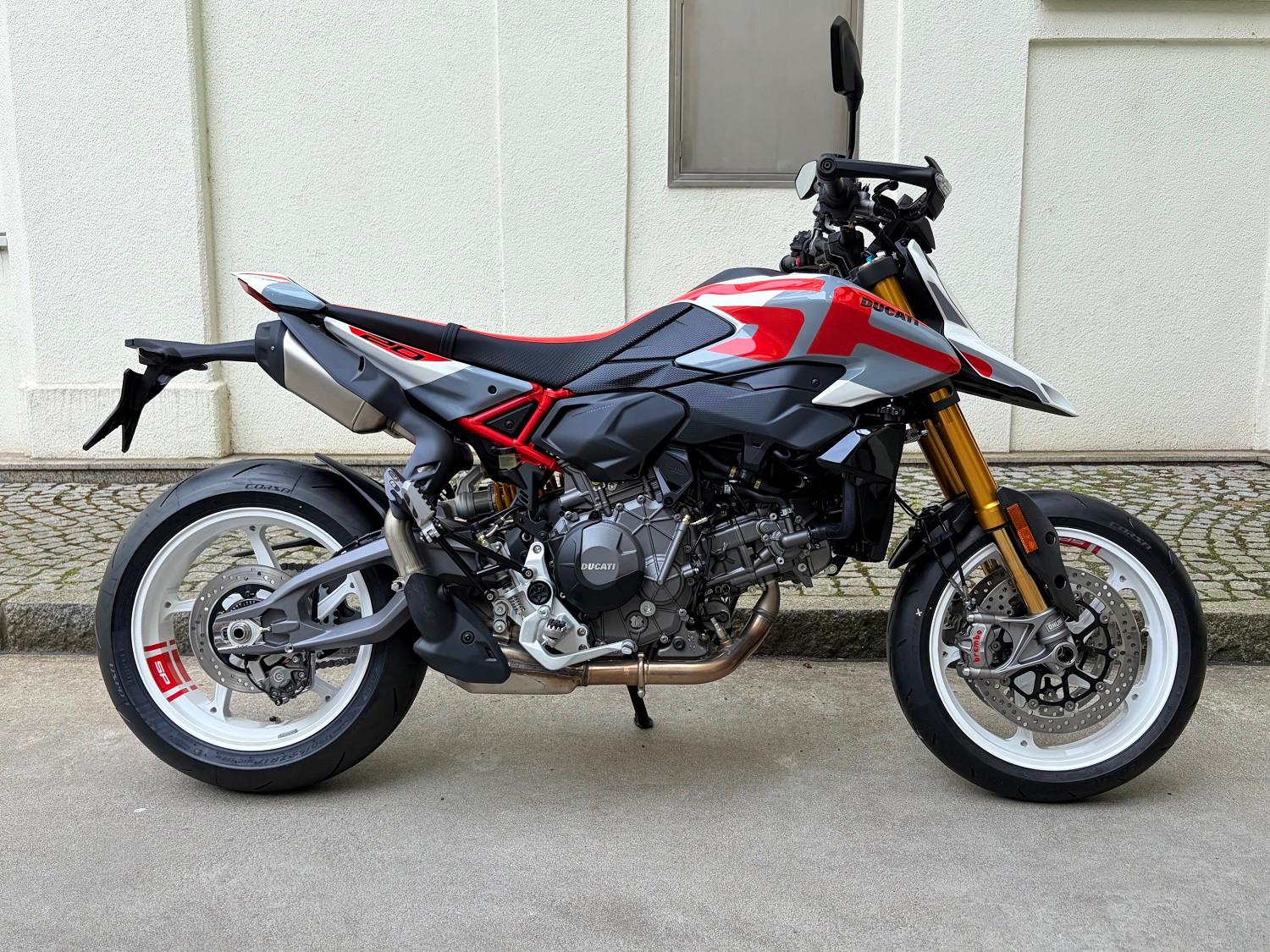 Ducati Hypermotard V2 SP SOFORT VERFÜGBAR 1 % ZINS