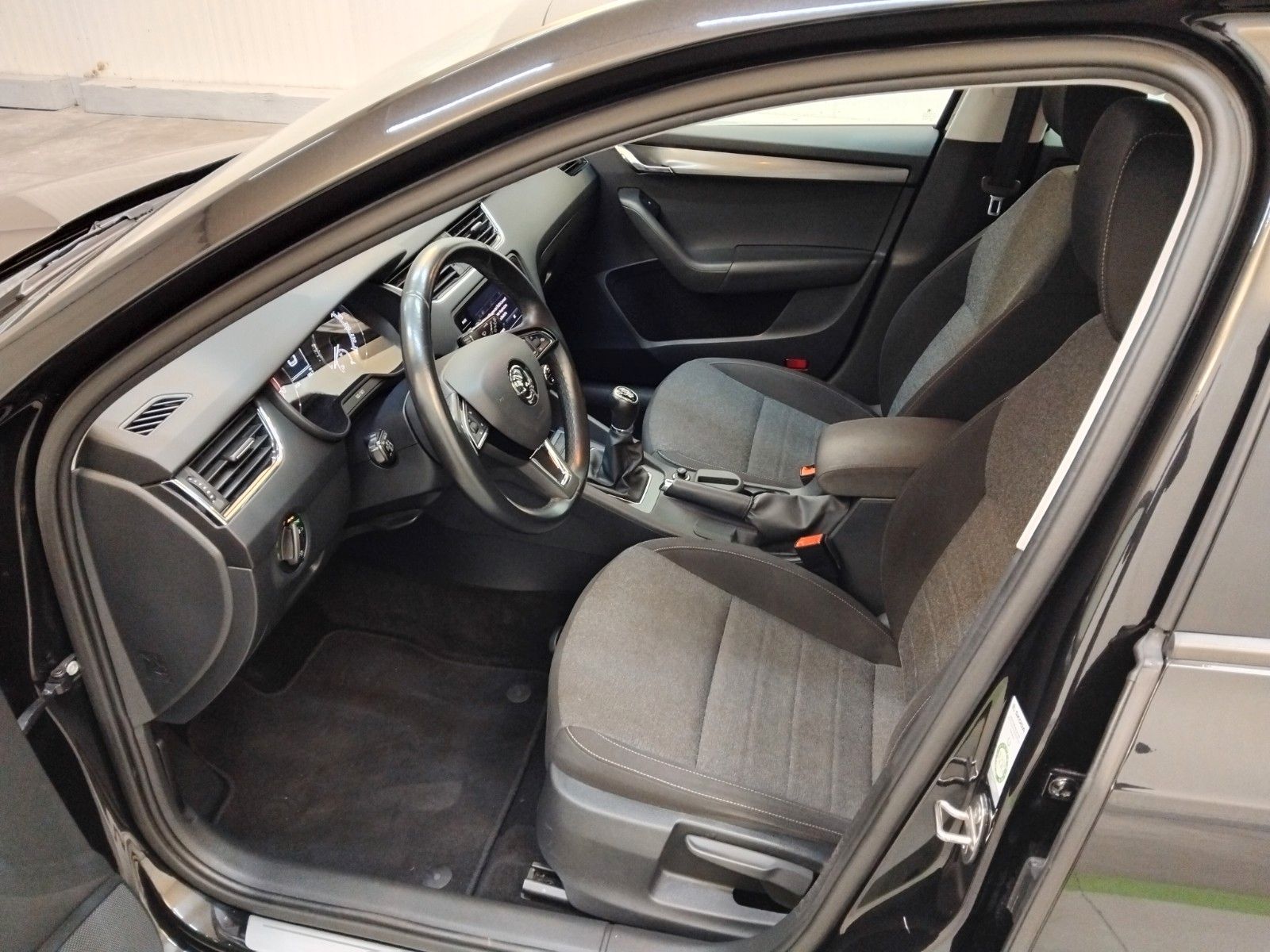 Skoda Octavia (07/2020, Benzin)