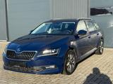 Skoda Superb 2.0 TDI Style Xenon/StandHZ/SHZ/Navi
