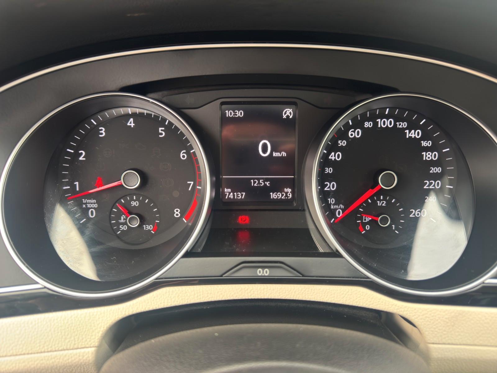 Volkswagen Passat Variant Comfortline*PDC*ACC*1.HAND*SITZH.