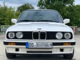 BMW E30, 316i Touring in alpinweiß - BMW 316: Kombi, 316i E30