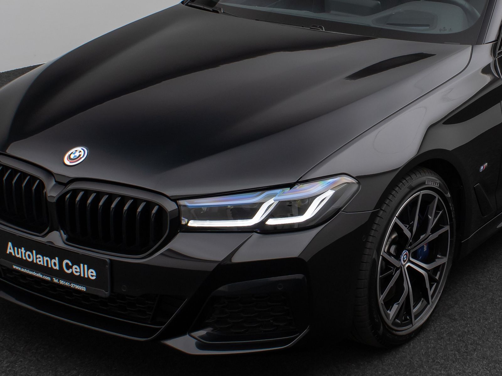 Fahrzeugabbildung BMW 540d xD M Sport Kamera Laser HUD DAB H/K Komfort