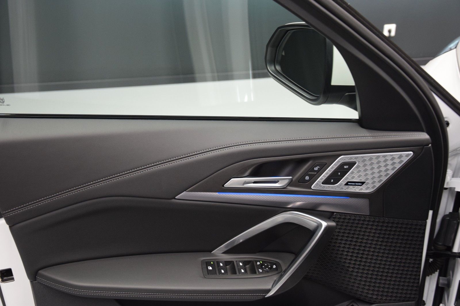 Fahrzeugabbildung BMW X1 18i sDrive M Sport H&k Panorama ACC Ambiente